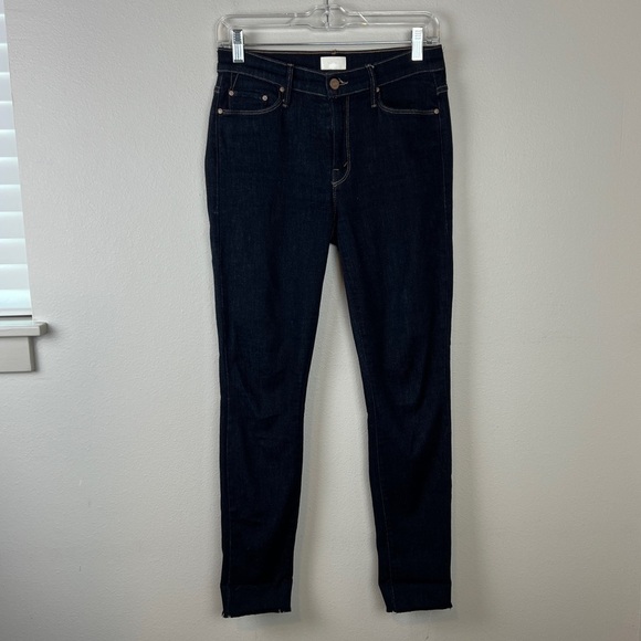 Mother Looker Ankle Fray in So Good Wash - Picture 2 of 6